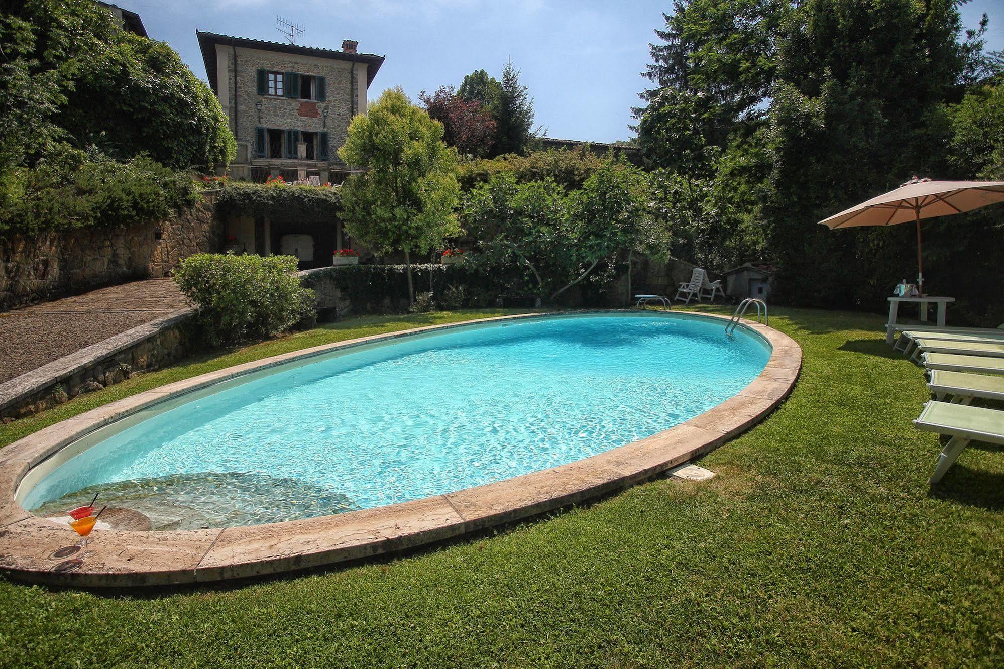 Villa La Borghetta Spa Resort Филине Валдарно Екстериор снимка