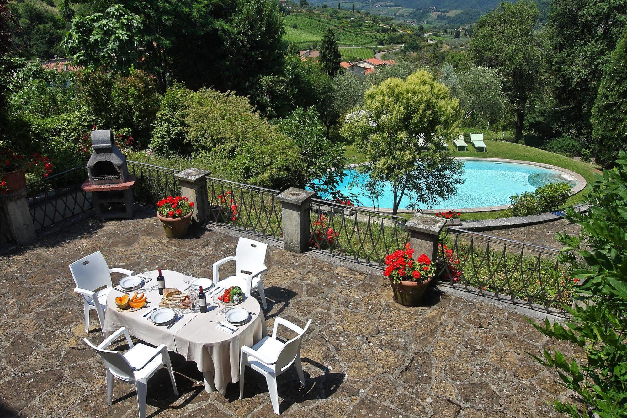 Villa La Borghetta Spa Resort Филине Валдарно Екстериор снимка