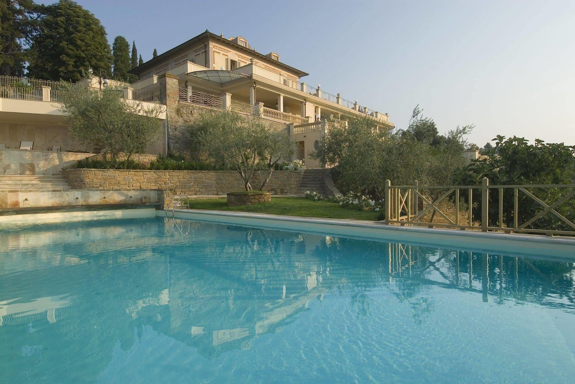 Villa La Borghetta Spa Resort Филине Валдарно Екстериор снимка