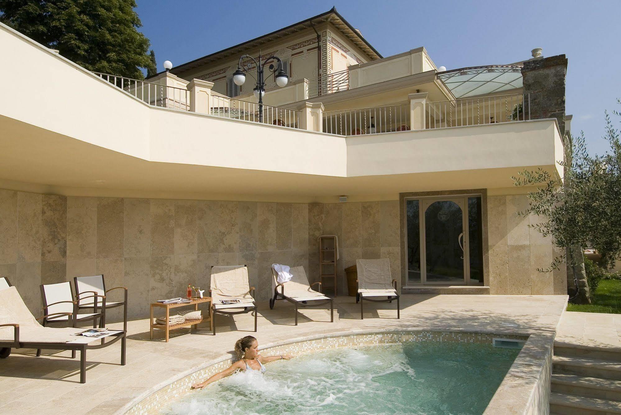 Villa La Borghetta Spa Resort Филине Валдарно Екстериор снимка
